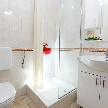 Apartments Cvita Omis Exterior photo