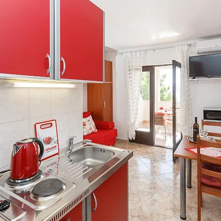 Apartments Cvita Omis Exterior photo